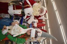 De Kerstman met Driespoort-kerstelfje – deel 2