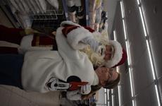 De Kerstman met Driespoort-kerstelfje – deel 2