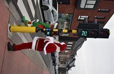 De Kerstman met Driespoort-kerstelfje – deel 3