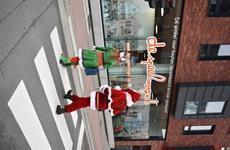 De Kerstman met Driespoort-kerstelfje – deel 3