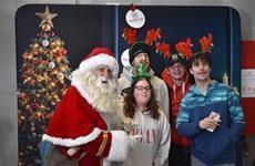 De Kerstman met Driespoort-kerstelfje – deel 4