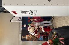 De kerstman met Driespoort-kerstelfje - deel 5