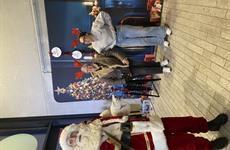 De kerstman met Driespoort-kerstelfje - deel 5