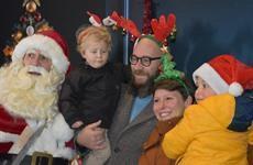 De kerstman met Driespoort-kerstelfje - deel 6