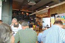 Persconferentie Ronde van Oost-Vlaanderen (beloften) in Grand Café Driespoort - op 20.8.2016 vertrek in Driespoort Shopping Deinze