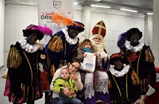 Sint op Driespoort Shopping 2017