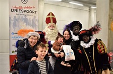 Sint op Driespoort Shopping 2017