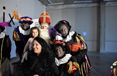 Sint op Driespoort Shopping 2017