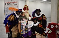 Sint op Driespoort Shopping 2017
