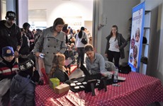 Sint op Driespoort Shopping 2017