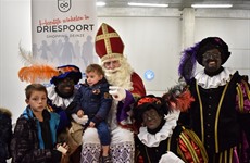 Sint op Driespoort Shopping 2017