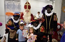 Sint op Driespoort Shopping 2017