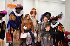 Sint op Driespoort Shopping 2017
