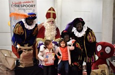 Sint op Driespoort Shopping 2017