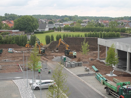 Afwerking parking Driespoort achteraan, op naar 300 parkeerplaatsen!