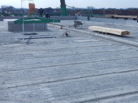 Zicht vanop het 450m² dak