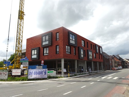 Voltooiing van plaatsing stenen