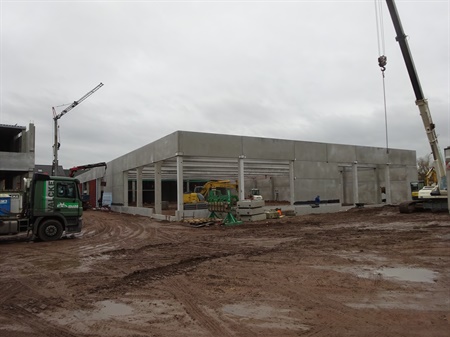 Verdere afwerking gebouw Albert Heijn